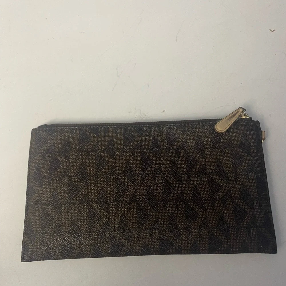 MICHAEL Michael Kors Brown Monogram Large Wristlet MSRP $98